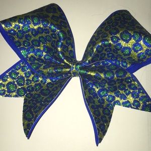 cheer bow